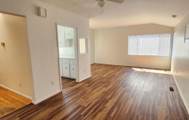 El Cerrito: Charming 3bd/2ba House - Single Level