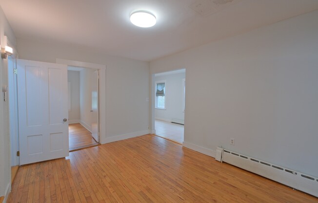 3 beds, 1.5 baths, 1,108 sqft, $2,600, Unit 2