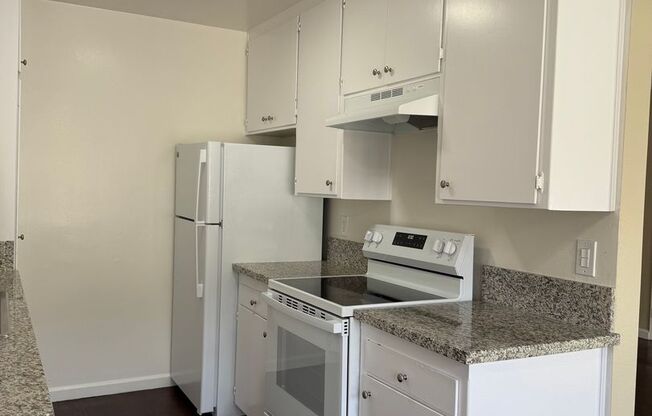 Castle Park Garden Apartments