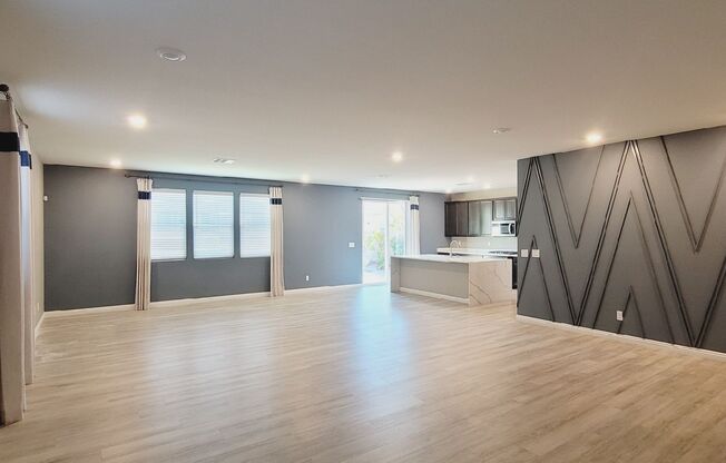 8745 Boa Vista Ave - 5 bedrooms , 3.5 bathrooms, 3059 SQFT