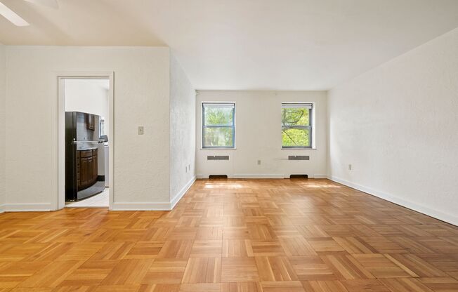 1 bed, 1 bath, 851 sqft, $1,000, Unit 306