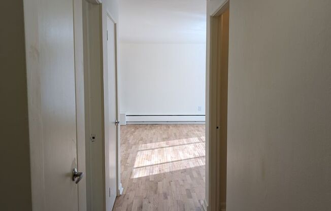 Studio, 1 bath, 680 sqft, $1,775, Unit 201