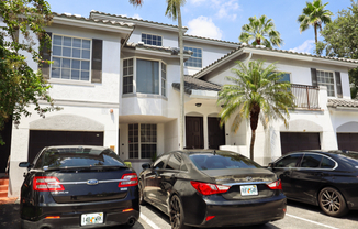 711 SW 148 AVE