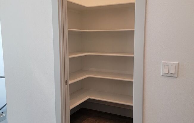 2 beds, 2.5 baths, 1,310 sqft, $2,450, Unit 114