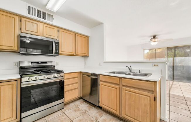 2 beds, 2 baths, $1,283, Unit # 1132 1132