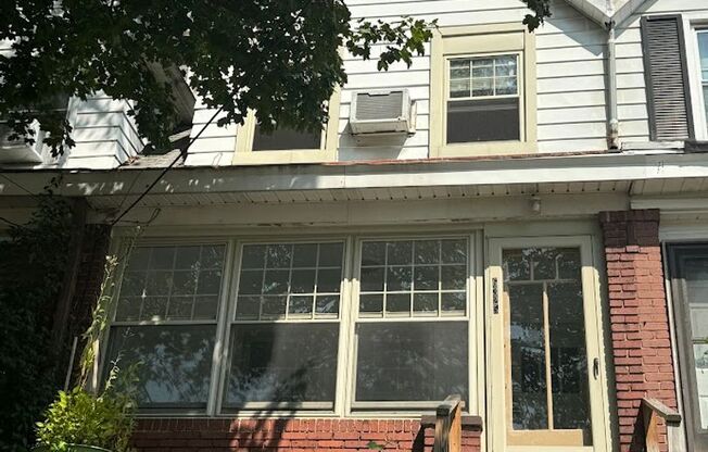 Updated Highland Park Townhome!