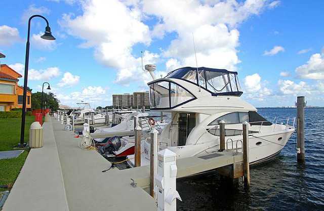 2 beds, 2 baths, $3,500, Unit Unit 404