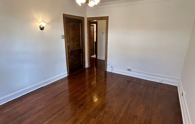 1 bed, 1 bath, 425 sqft, $1,965, Unit 233-322