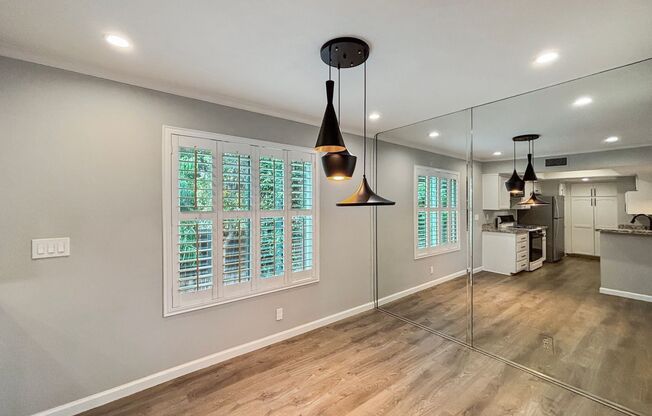 Modern 2BD/2BA Condo in El Cerrito W/ A/C, Washer/Dryer & 2-Car Garage!