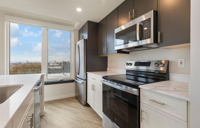 2 beds, 2 baths, 886 sqft, $3,545, Unit 401