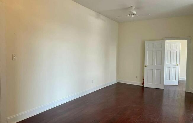 41 47 ST