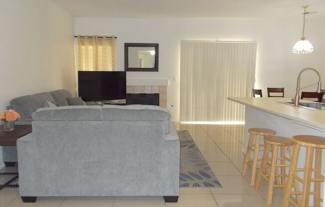 Beautifully Maintained Fully Furnished Home – Move-In Ready!