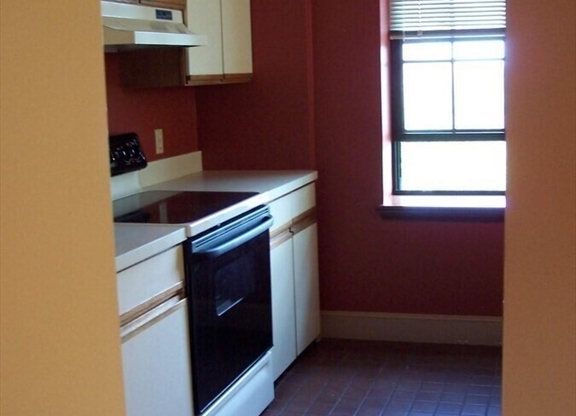 14 John Eliot Sq.