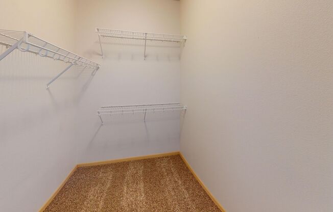 1 bed, 1 bath, 821 sqft, $1,050, Unit 4677-201
