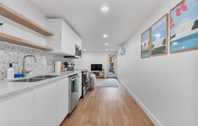 25 SEATON PL NE