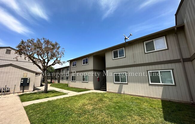 3 beds, 2 baths, $2,725