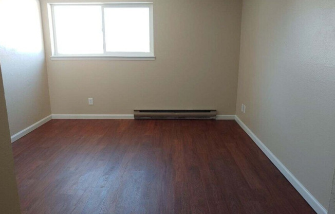 2 beds, 1 bath, $1,800