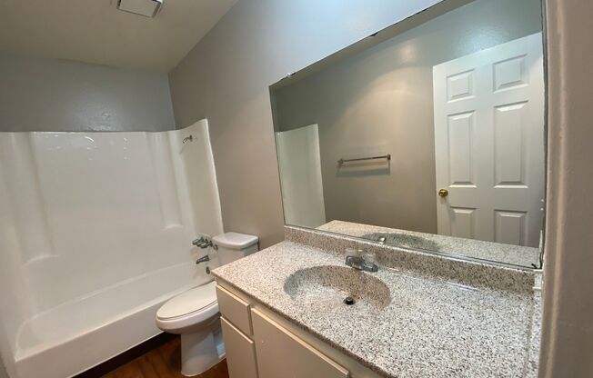 1 bed, 1 bath, 625 sqft, $1,495, Unit 017