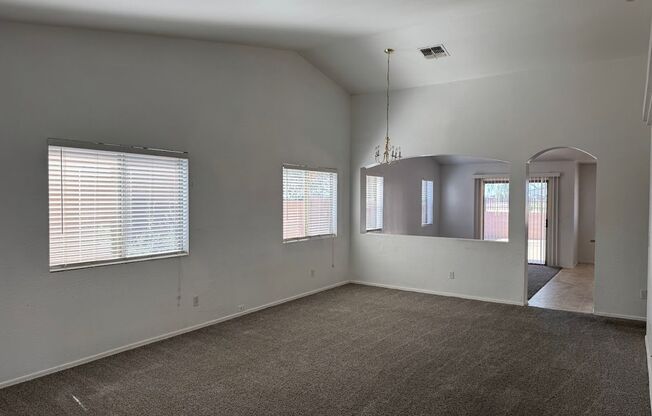 Beautiful 4 Bedroom Home for Rent in Tolleson!