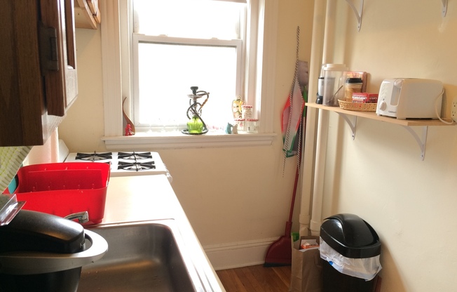 1 bed, 1 bath, 577 sqft, $2,400, Unit 01-057