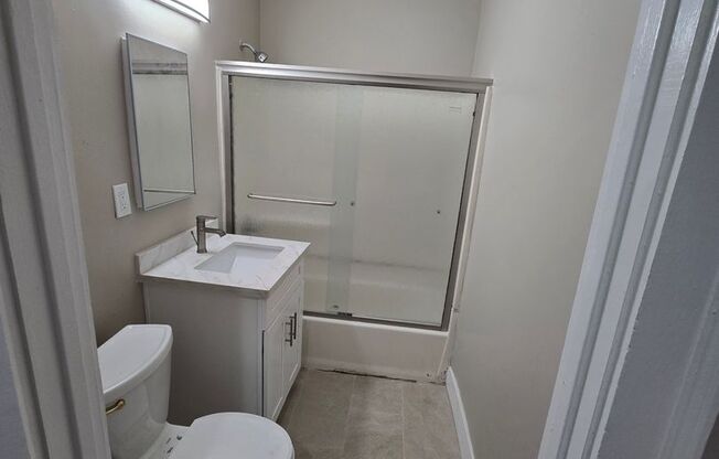 1 bed, 1 bath, 600 sqft, $1,950, Unit 446-B