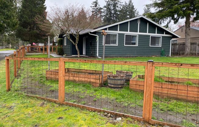 Lakewood Garden Cottages