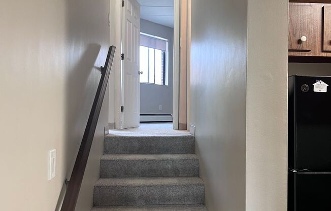 1 bed, 1 bath, 610 sqft, $2,200, Unit B201