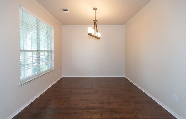 Stunning 5-Bedroom Home in the Sought-After Covered Bridge Community