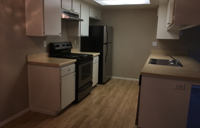 1 bed, 1 bath, 610 sqft, $1,245, Unit 11