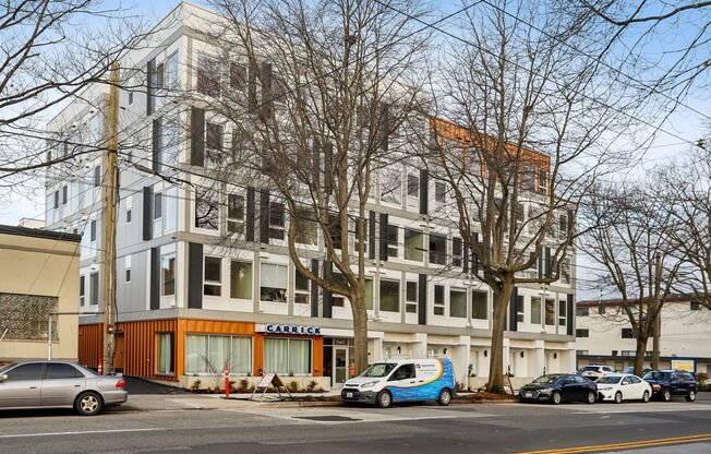 Studio, 1 bath, 286 sqft, $1,800, Unit 109