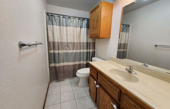 3 beds, 2 baths, $1,495