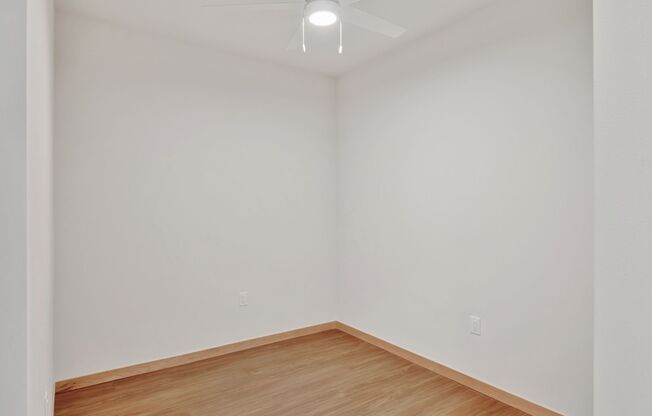 Studio, 1 bath, 500 sqft, $1,400, Unit 208