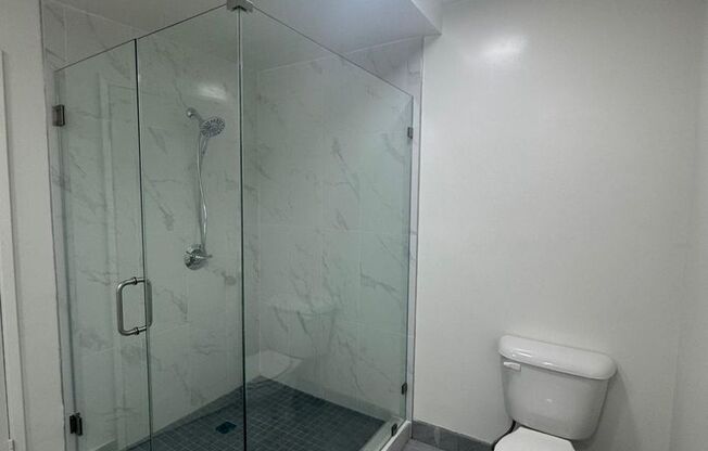 760 W Huntington Dr #1-14