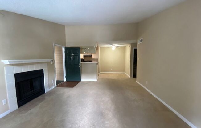 2 BEDROOM 2 BATHROOM CONDO FOR RENT / REGENCY GARDENS