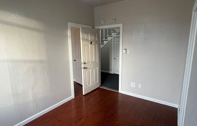 2nd St. 303