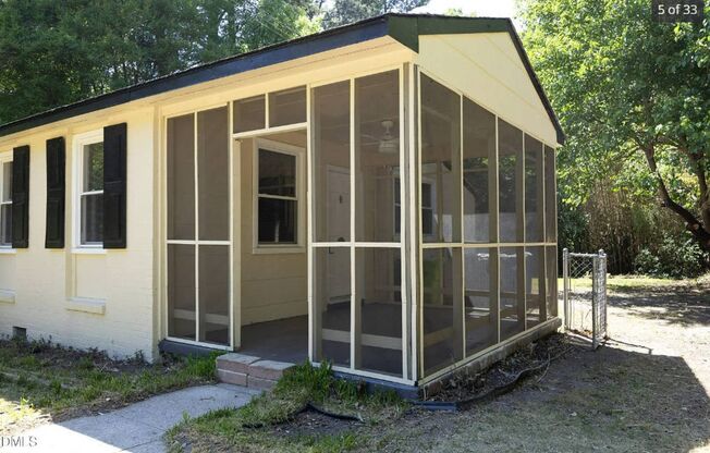 Charming Renovated Ranch – Turn-Key Ready in a Prime Raleigh Location