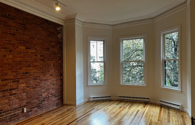 329 BEACON ST