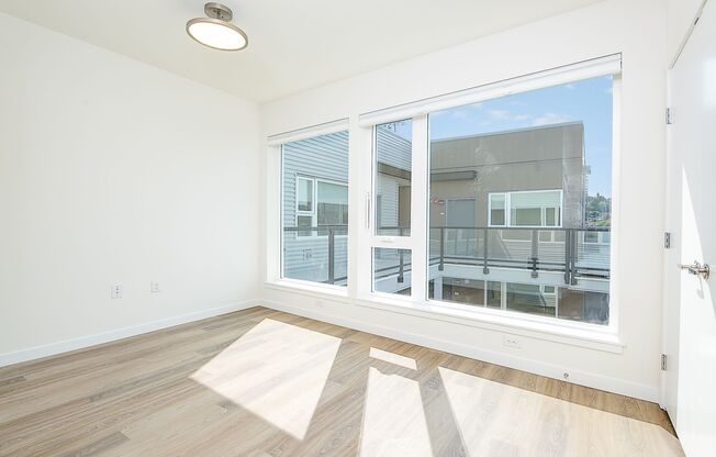 1 bed, 1 bath, 560 sqft, $2,395, Unit 501