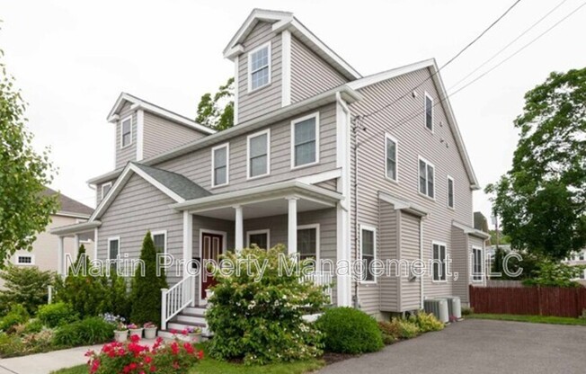 162 SYCAMORE ST
