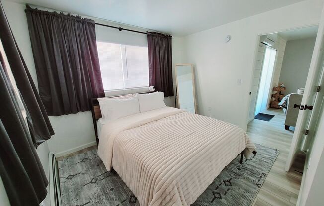 2 beds, 2 baths, 915 sqft, $2,575, Unit 4346-15