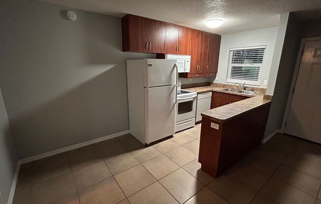 1 bed, 1 bath, 600 sqft, $1,595