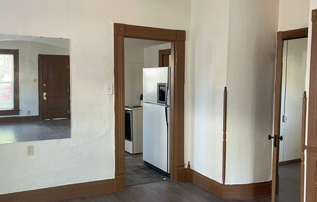 2 beds, 1 bath, $1,350