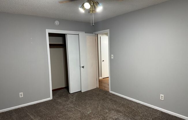 3 beds, 1 bath, $1,395