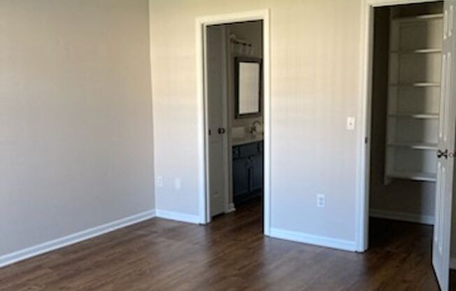 Spacious Washington Township Two Bedroom Ranch Near 86th and Ditch Rd