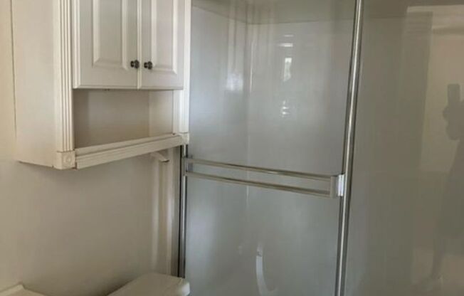 1 bed, 1 bath, $2,100