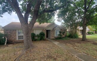 3 beds, 1 bath, $1,725