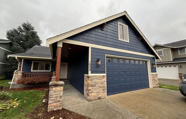 1689 Aaron Dr Lynden WA