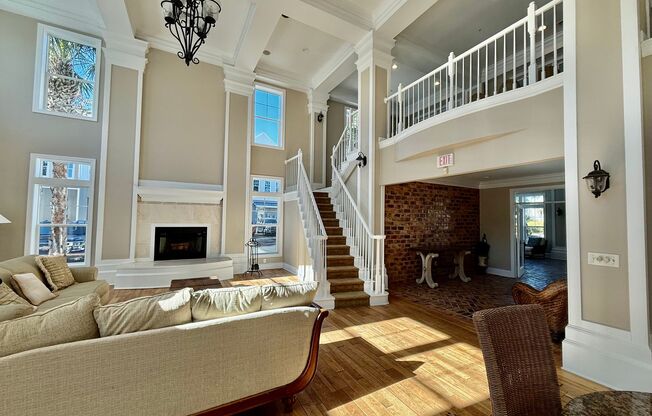 2 beds, 2 baths, $2,300, Unit Unit 1203