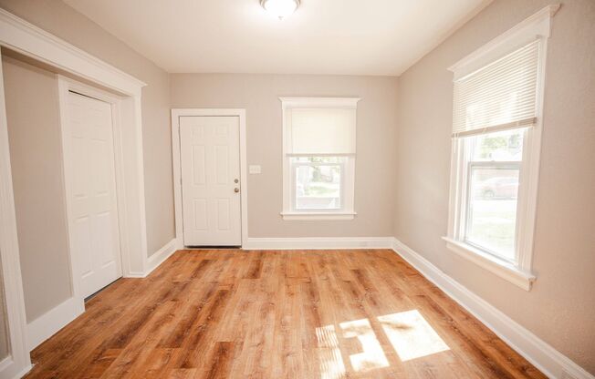 1445 Yates