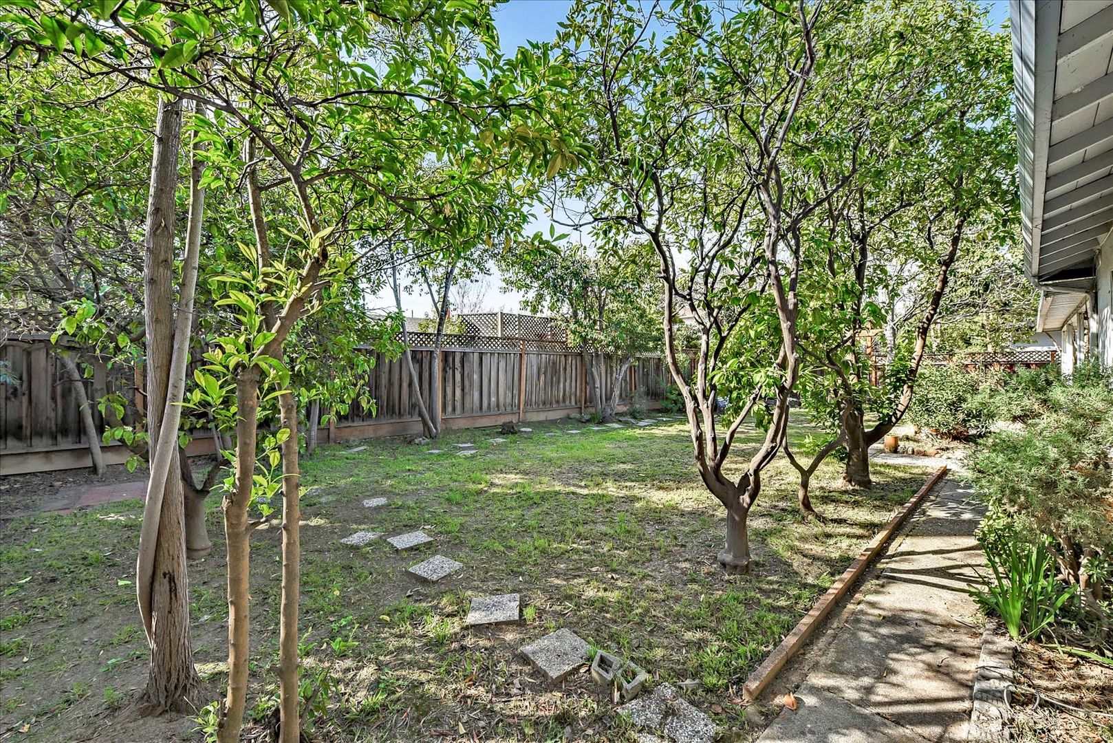 3 beds, 2 baths, $5,500